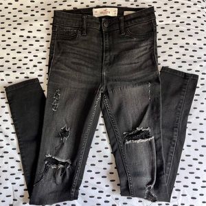Hollister High Rise Super skinny Distressed Black Jeans